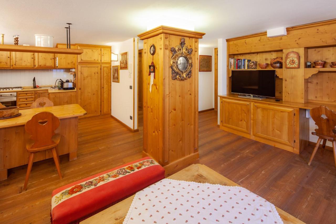 Casa Marmorata Apartman Cortina dʼAmpezzo Kültér fotó
